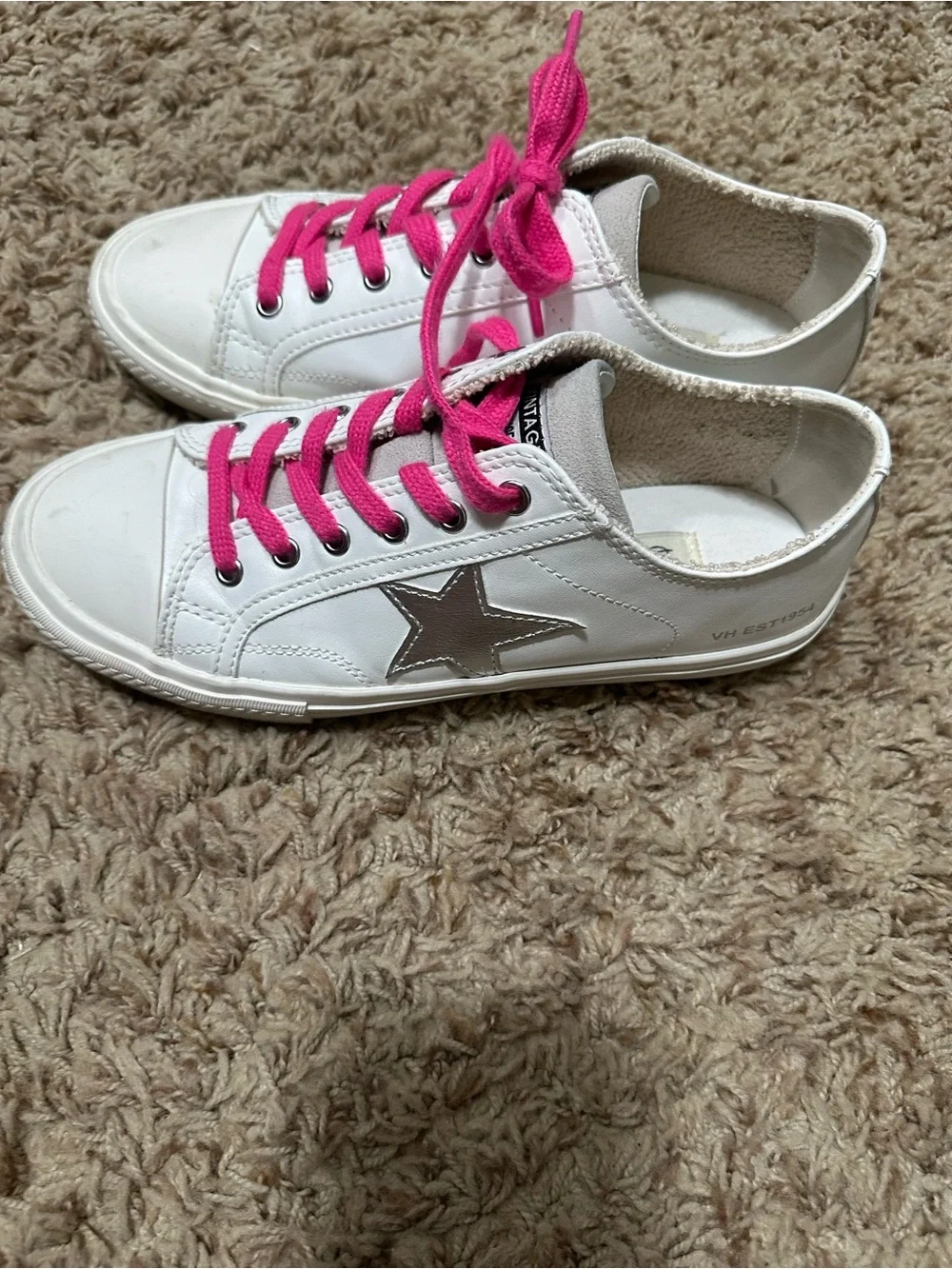 Vintage Havana White Sneakers with Silver Star and Pink Laces